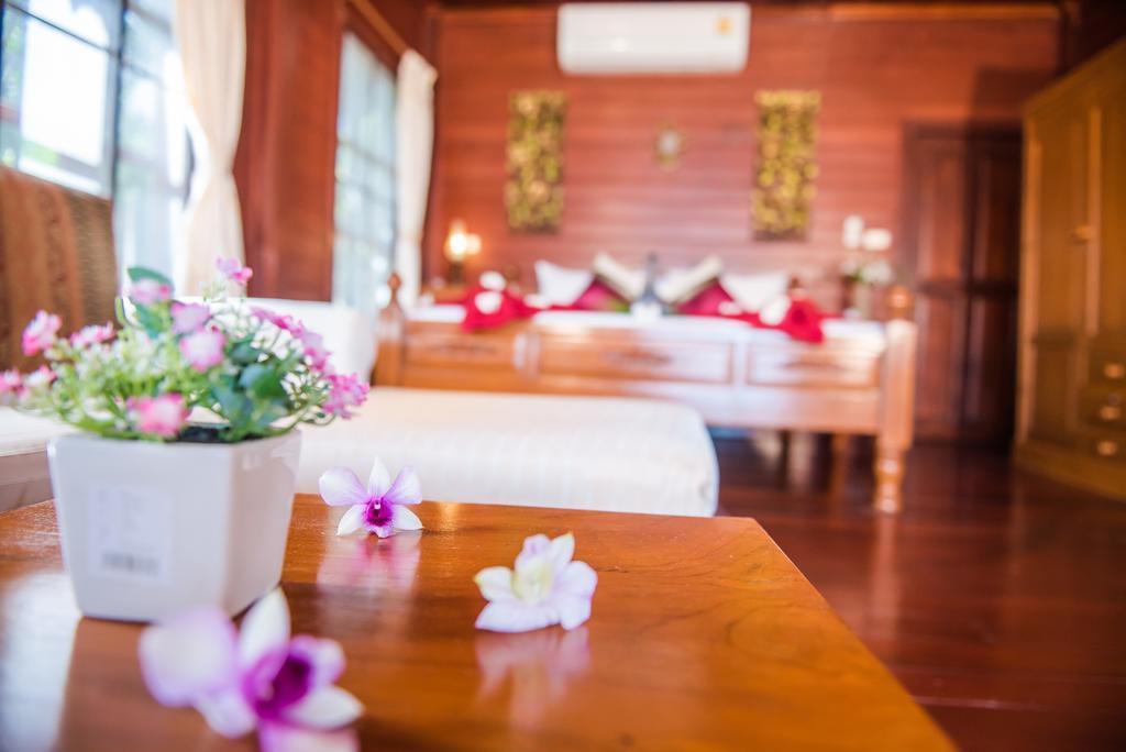 קו סמוי Laem Sila Resort מראה חיצוני תמונה